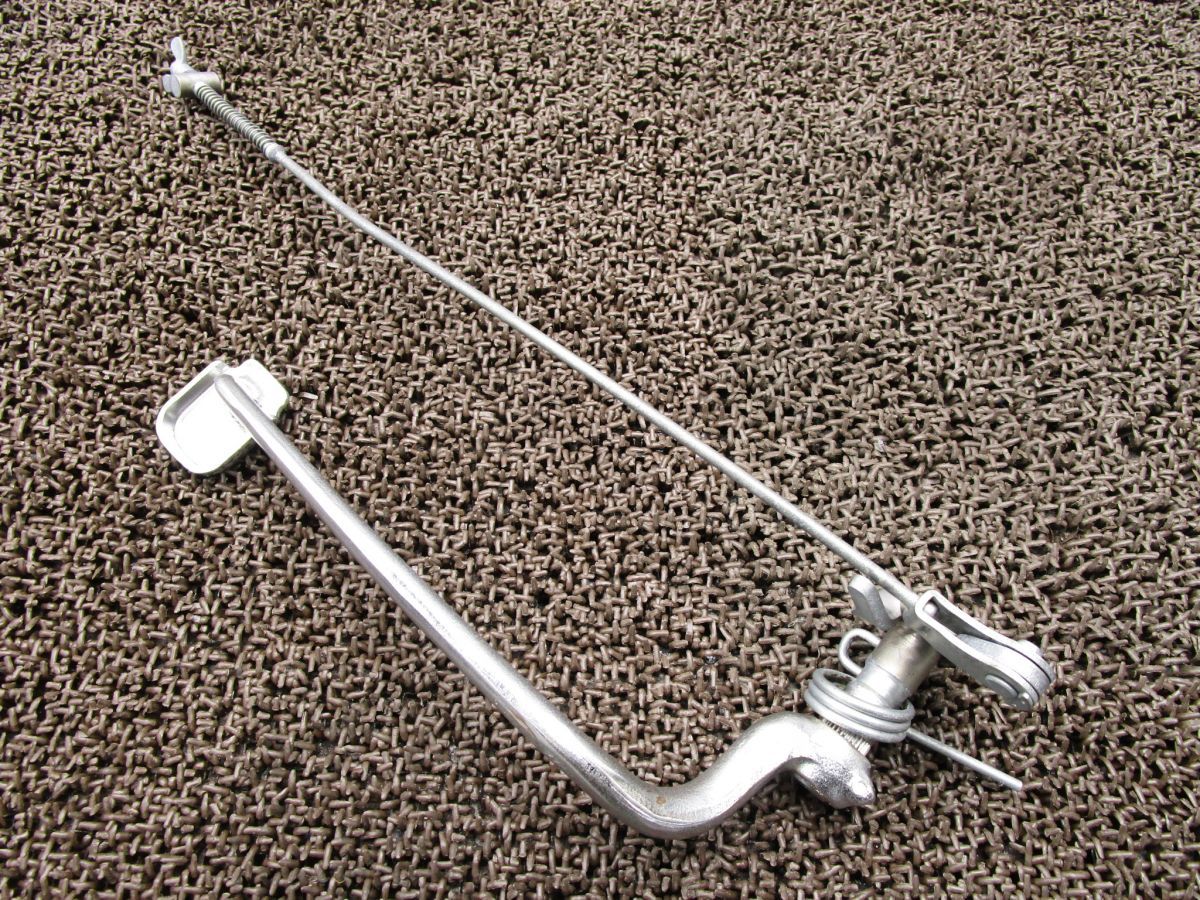 Yamaha SR400 エンジン H313E エンジンスタンド付 Yamaha SR400 エンジン H313E エンジンスタンド付 Yamaha SR400