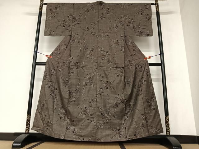 平和屋着物○本場大島紬 泥染め 枝花文 さが美扱い 証紙付き 正絹