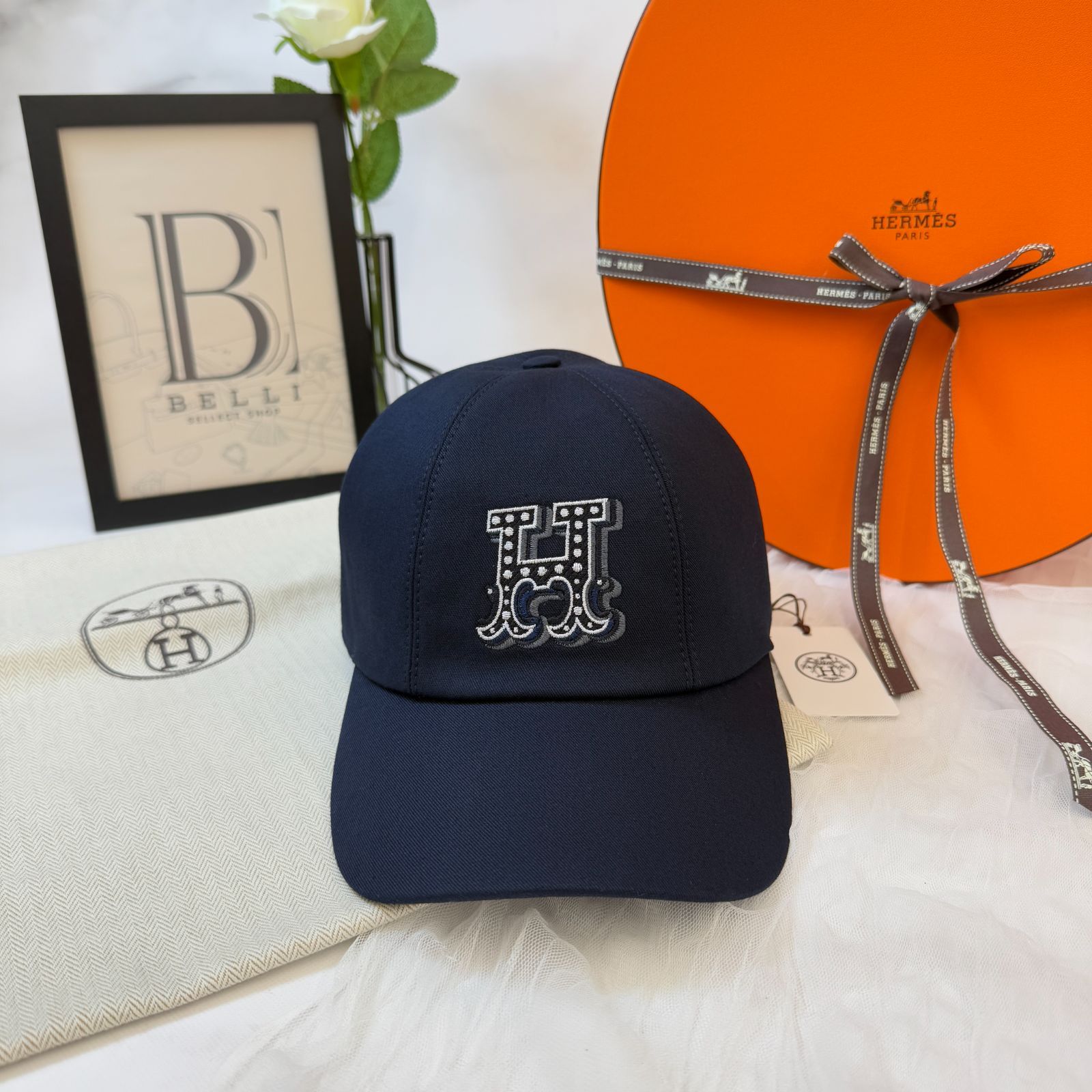 新品未使用 】 エルメス 《 セレナ Hエレクトリック 》 58 ネイビー