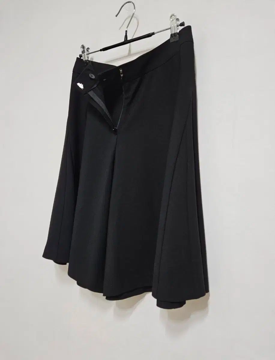キュロットパンツ