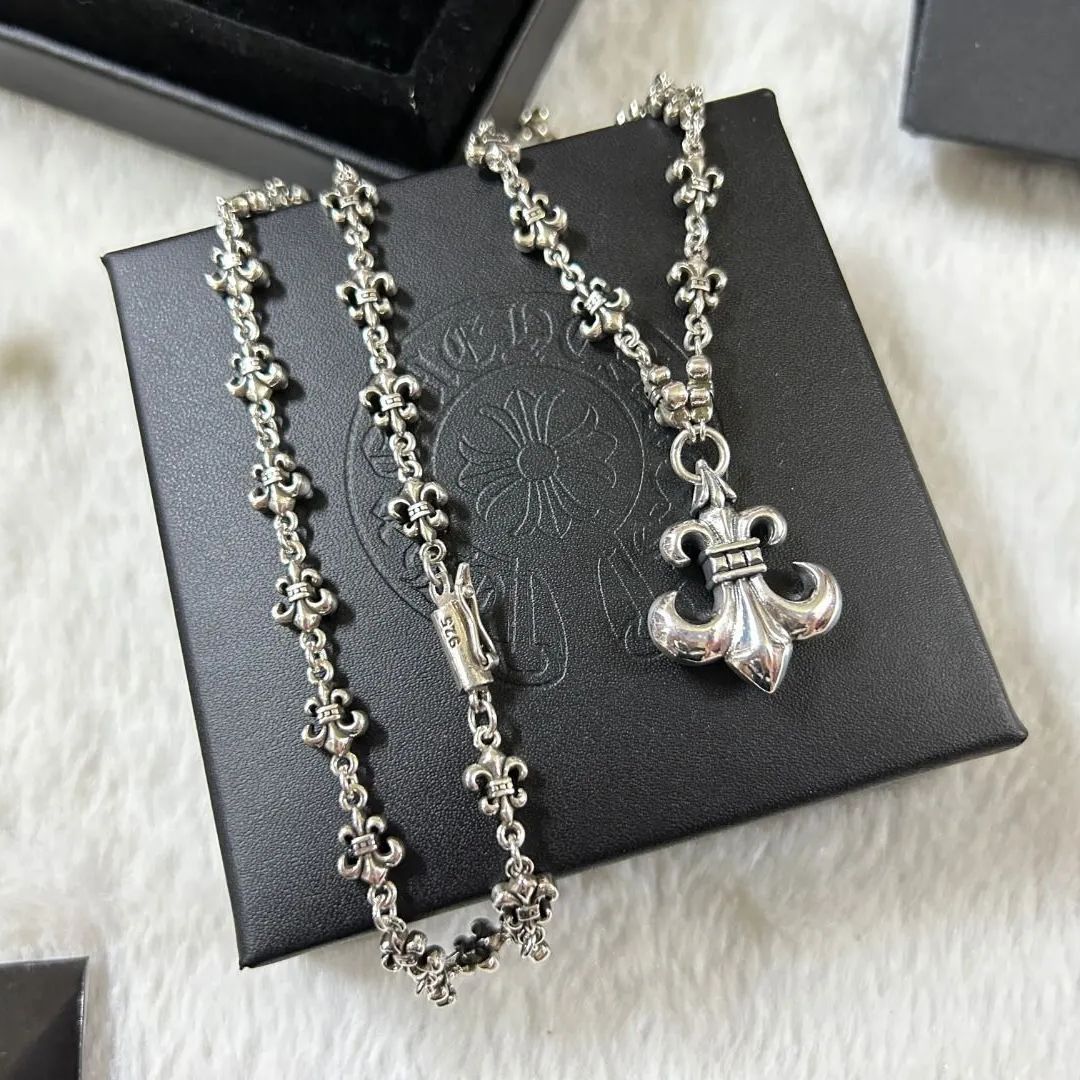 CHROME HEARTS (クロムハーツ) BS FLUER CHARM BSフレアチャーム ネックレストップ シルバー P1037 - メルカリ