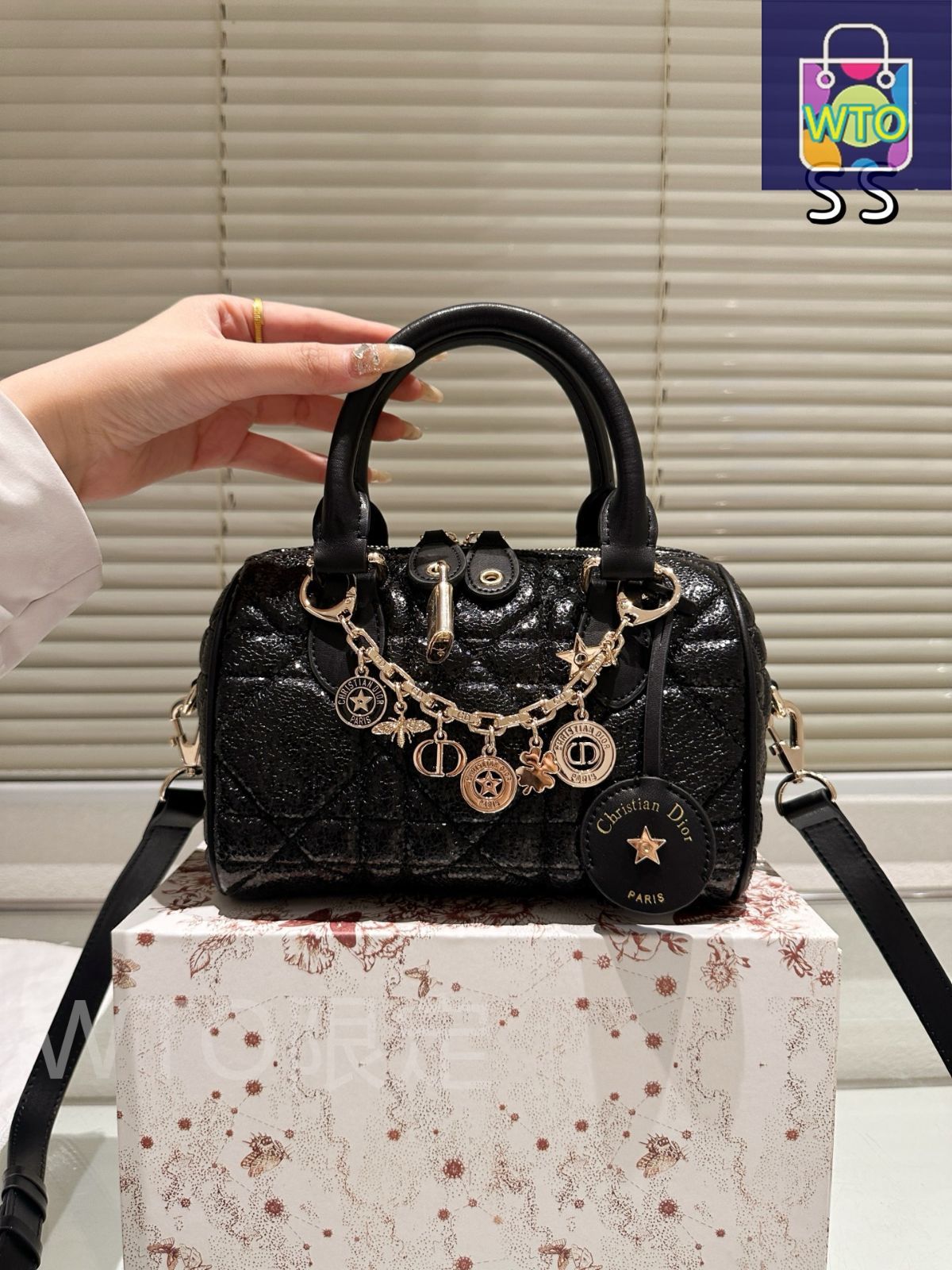 今日特価】Dior ディオール グルーヴ ボウリングバッグ サイズ