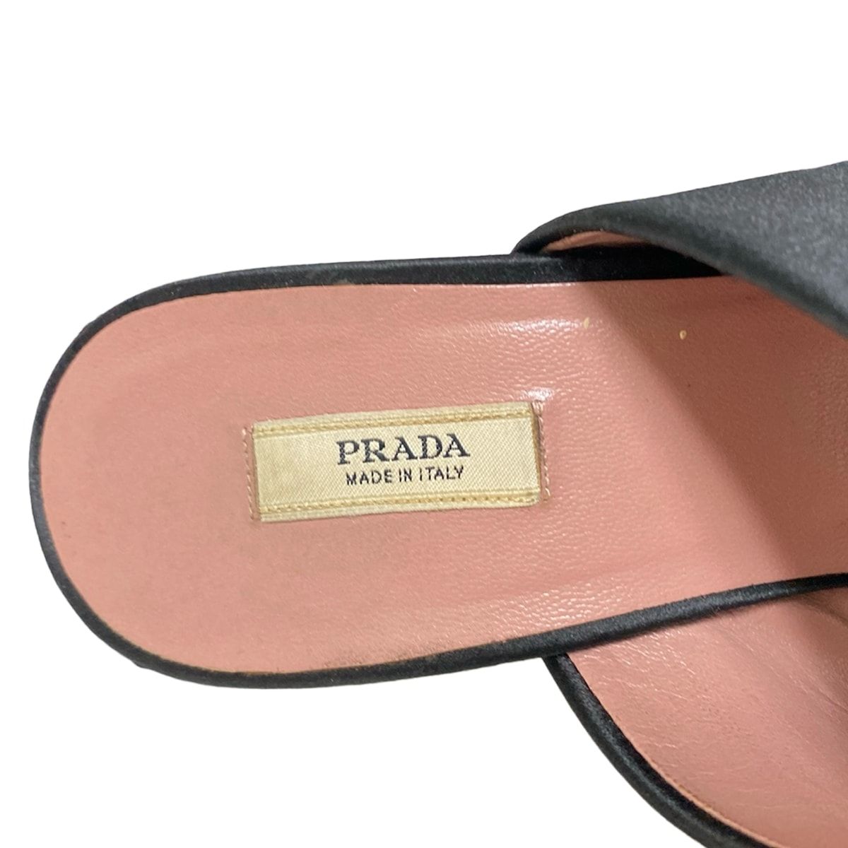 PRADA プラダ