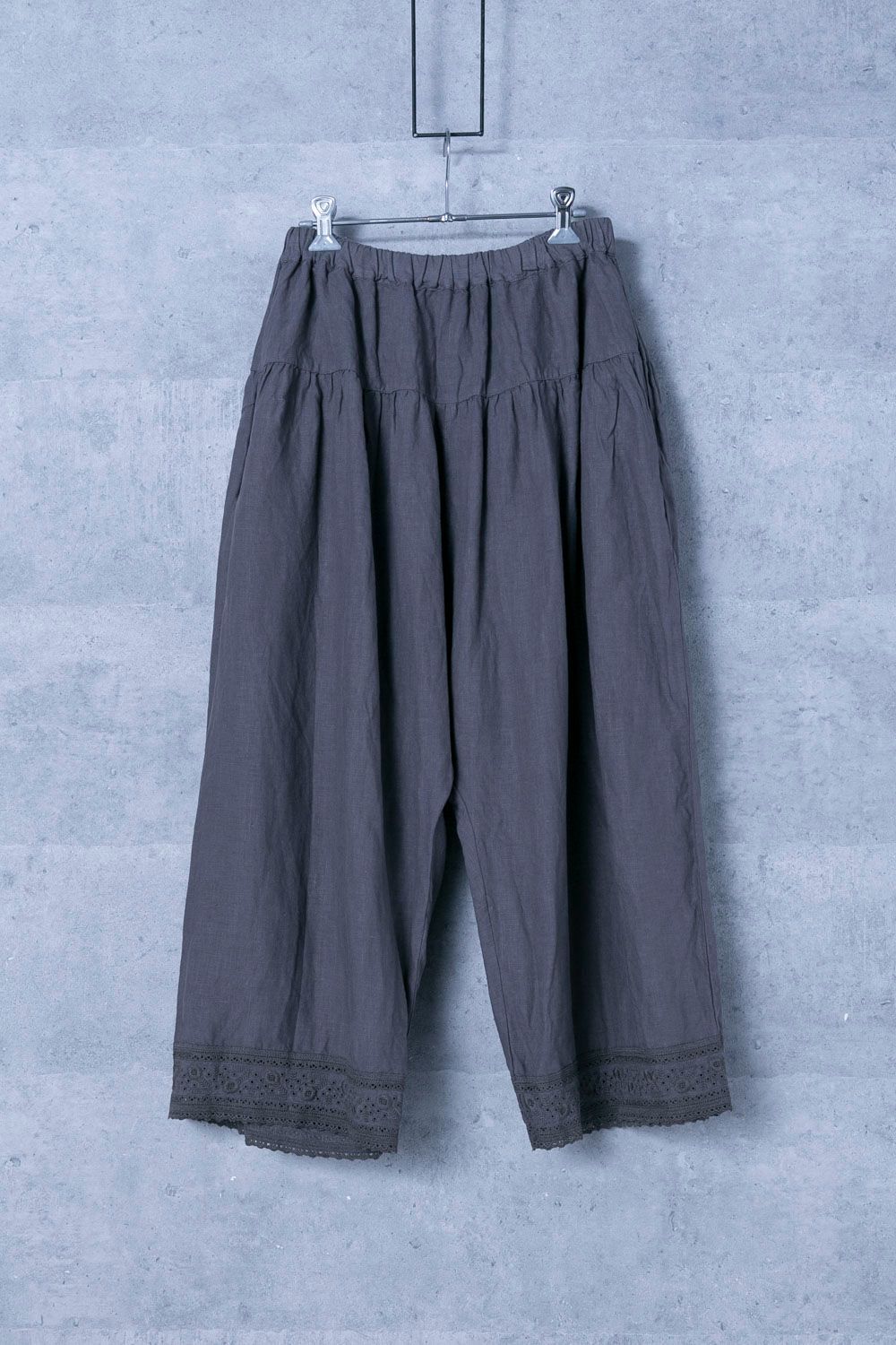 nest Robe　ネストローブ　裾レース　リネンサルエルパンツ nest Robe ネストローブ 裾レース リネンサルエルパンツ - メルカリ