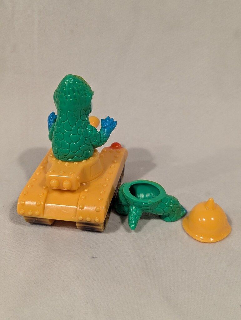 GARGAMEL ゾッキ怪獣シリーズ ザゴランタンク ミニ 緑成型/戦車 GARGAMEL ゾッキ怪獣シリーズ ザゴランタンク ミニ 緑成型/戦車