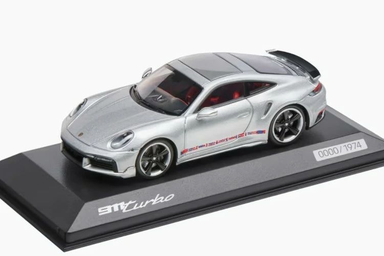 ミニチャンプス 1/43 ポルシェ 911 ファースト ターボ Special request