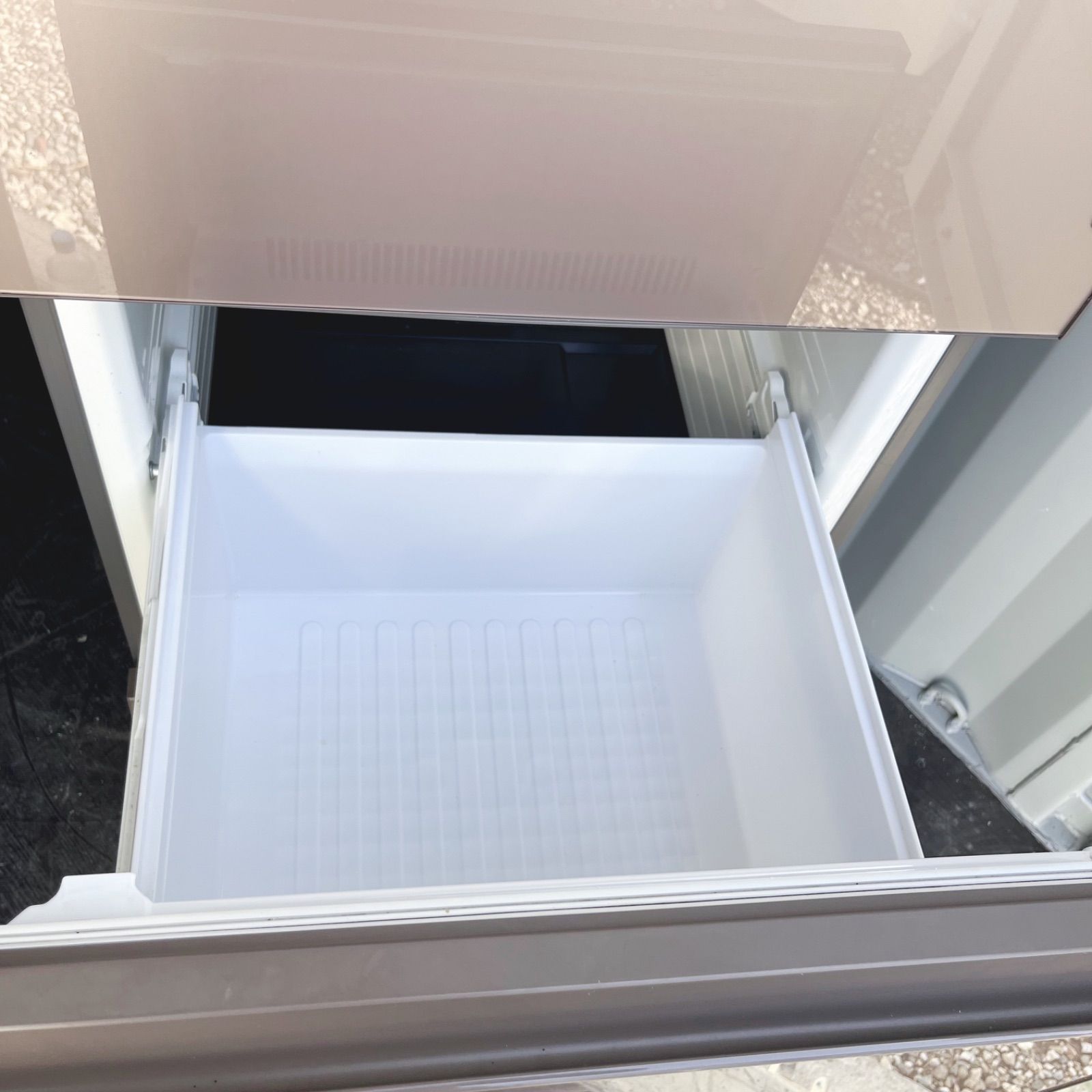 77取付無料！SHARPプラズマクラスター搭載メタリックブラウン3ドア