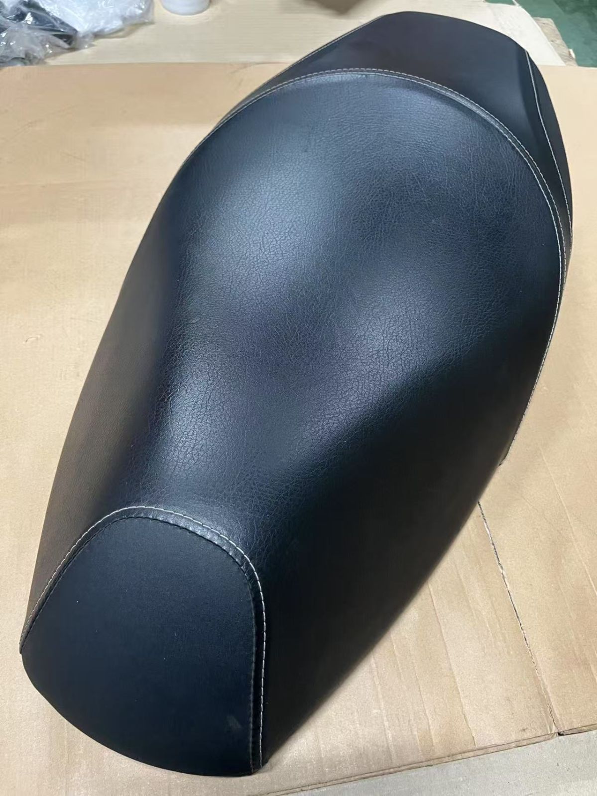 ３営業日以内発送 ヤマハ純正部品 トリシティ125シート SEC1J