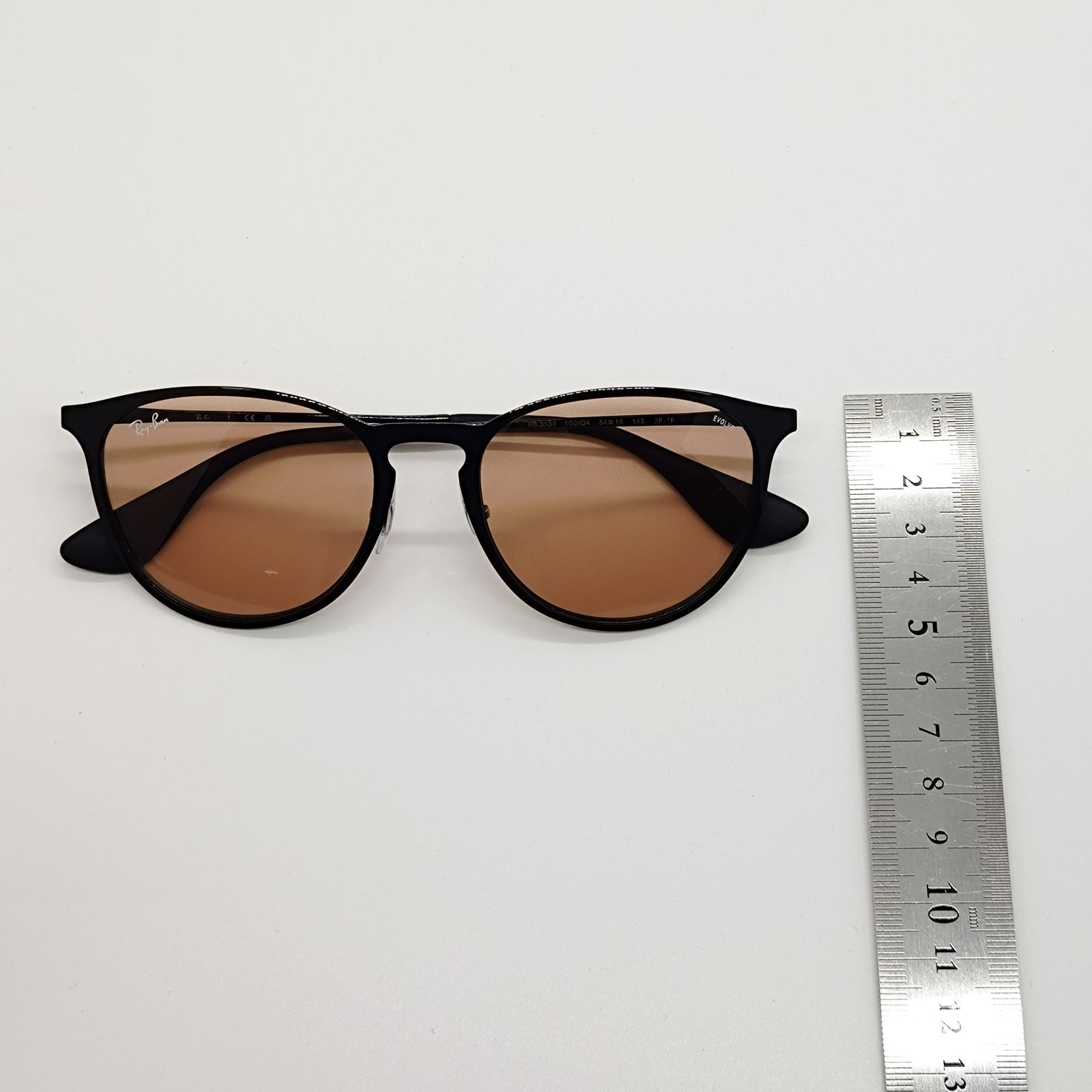 レイバン RB3539 002-Q4 ERIKA METAL 調光レンズ やよ様レイバン