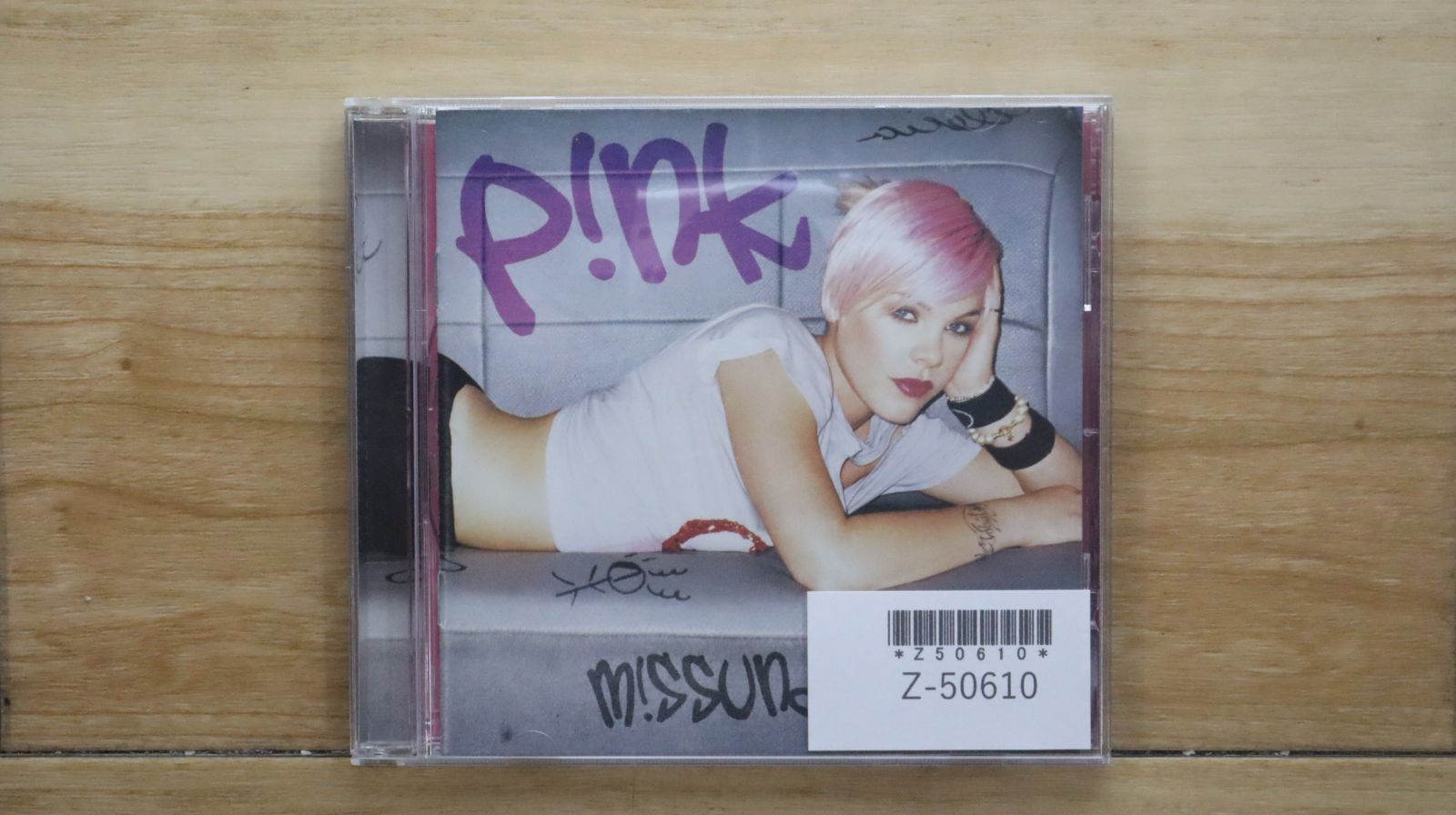 P!NK（ピンク）国内版　海外版　アルバム　シングル　帯付き ピンク 4年ぶり最新アルバム『TRUSTFALL』完成 － リード