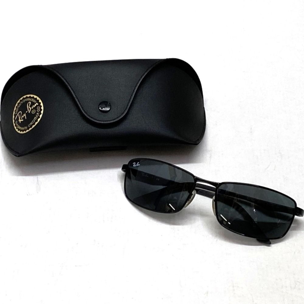 Ray-Ban RB2132 ブラックサングラス ケース付き レイバン公式ストア