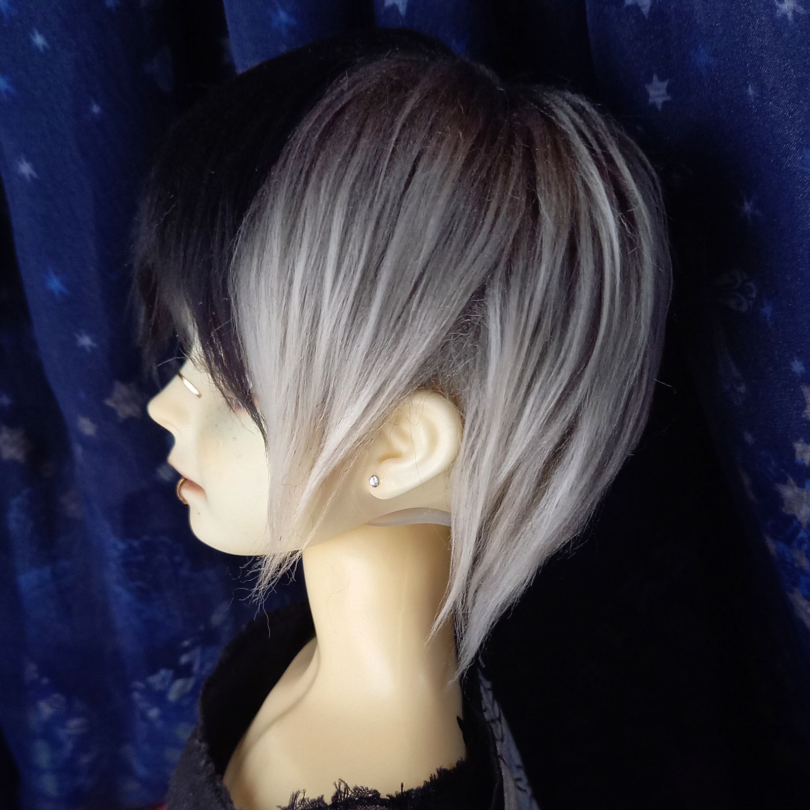 □ボアウィッグ シルバー×黒□ SD,DDサイズ ドールウィッグ - メルカリ