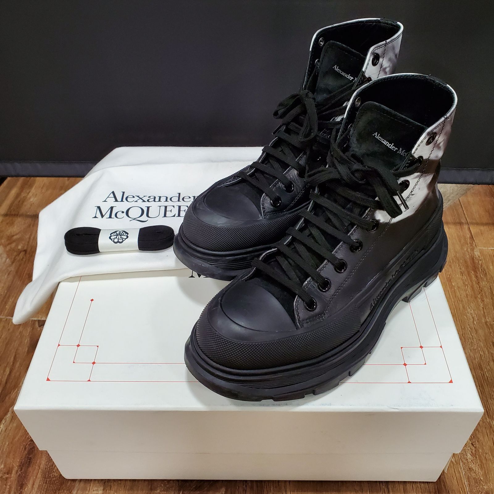 【EL4】Alexander McQUEEN/アレキサンダーマックイーン　レースアップブーツ　750376　MK7781