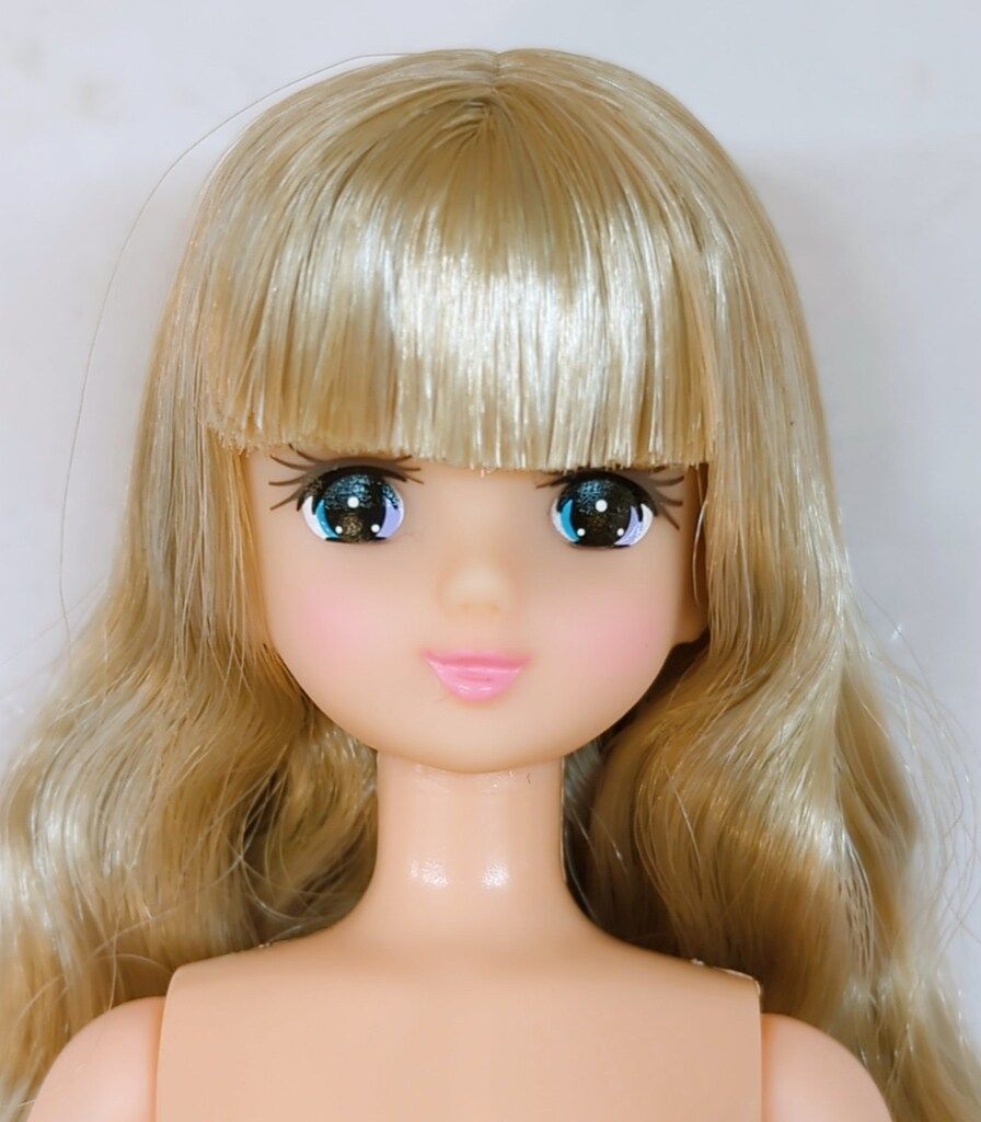 稀少☆4代目リカちゃんフレンド☆いづみちゃん☆内睫毛☆帽子付