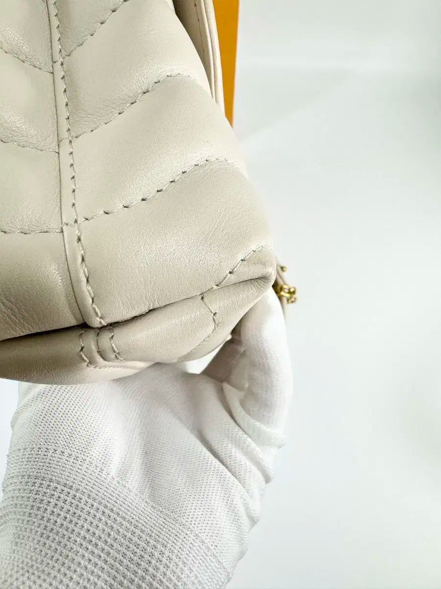 チェーンバッグ バッグ