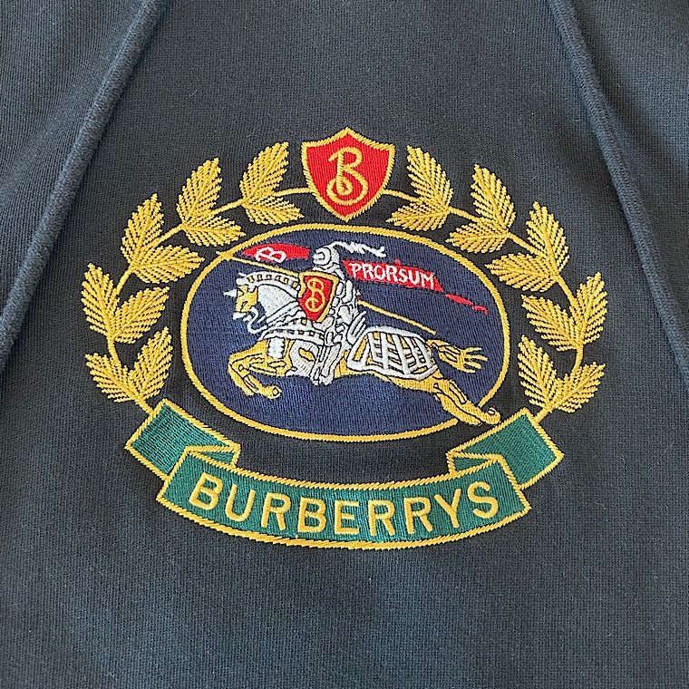 極美品】 BURBERRY バーバリー フロント刺繍 プルオーバー パーカー 