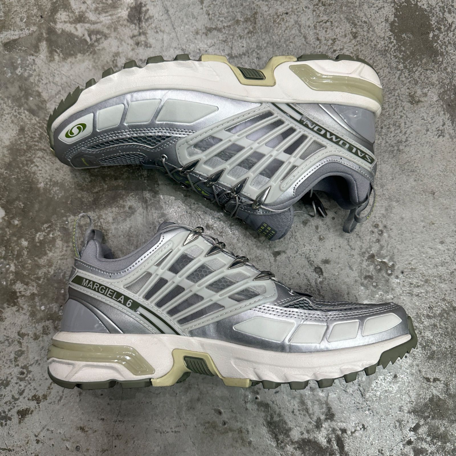 参考上代66000円 MM6 SALOMON ACS PRO SNEAKER Sharkskin Ftw Silver 