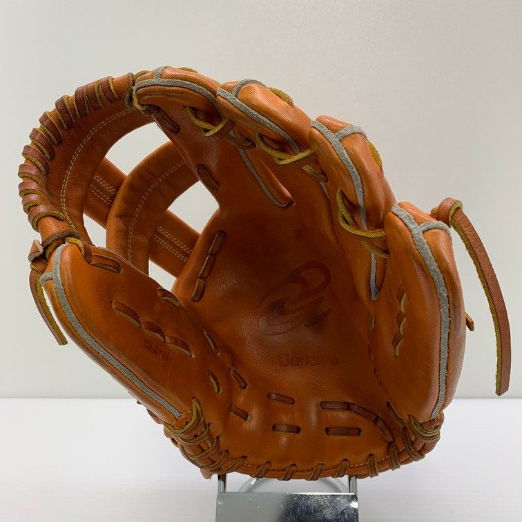 中古品 ドナイヤ Donaiya 軟式 内野手用グローブ DJNII 5404 中古品 ドナイヤ Donaiya 軟式 内野手用グローブ DJNII 5404