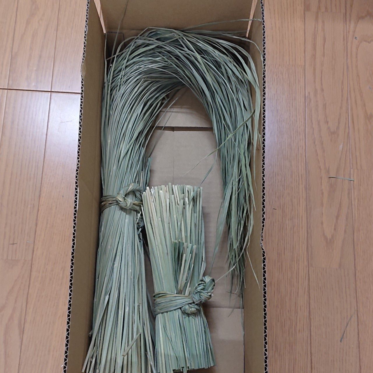 特別販売 青刈り わら 8束