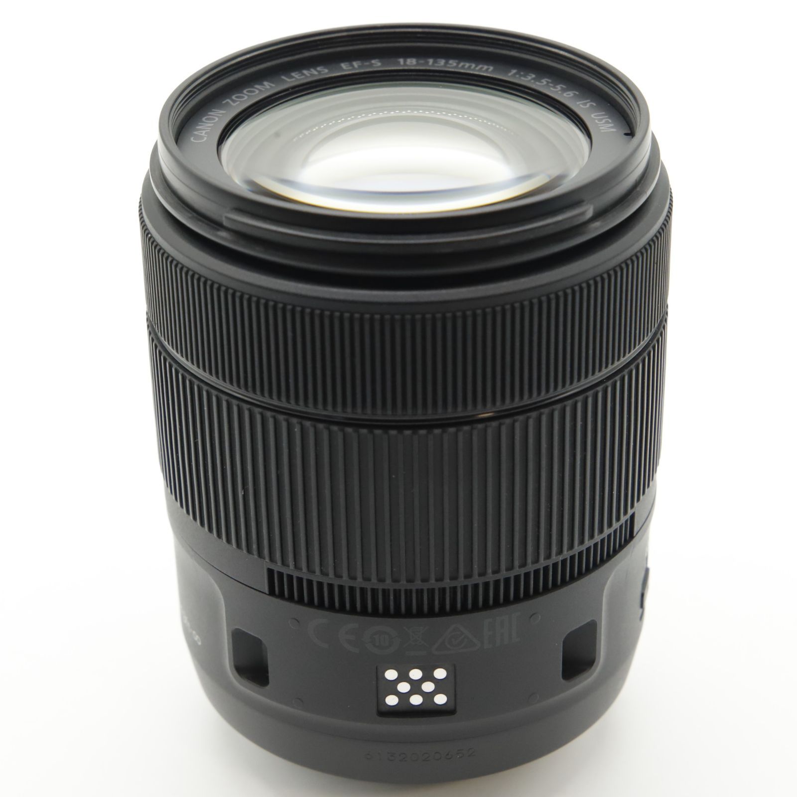 100738☆ほぼ新☆Canon 標準ズームレンズ EF-S18-135mm F3.5-5.6 IS