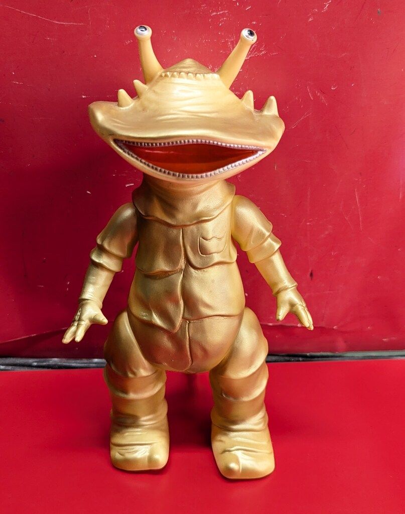 B-CLUB 復刻版怪獣シリーズ ブルマァク カネゴン 金スプレー クリーム成型 1899