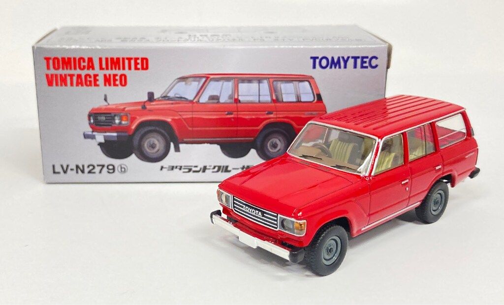 トミーテック TOMICA LIMITED VINTAGE NEO トヨタ ランドクルーザー60 スタンダード グレードアップバン仕様 (赤) LV-N279b