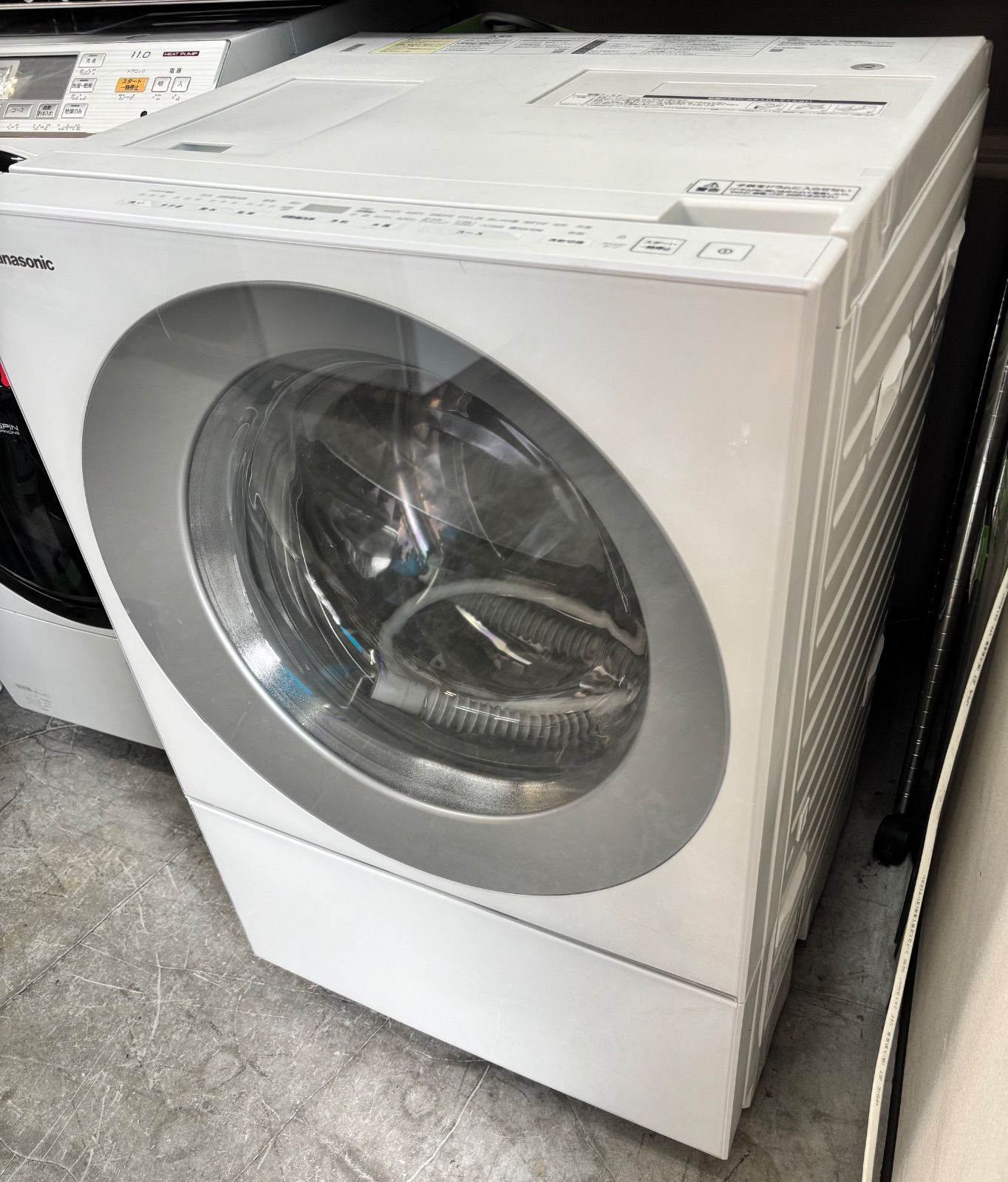 Panasonic ドラム式洗濯乾燥機 キューブル型 NA-VG730L