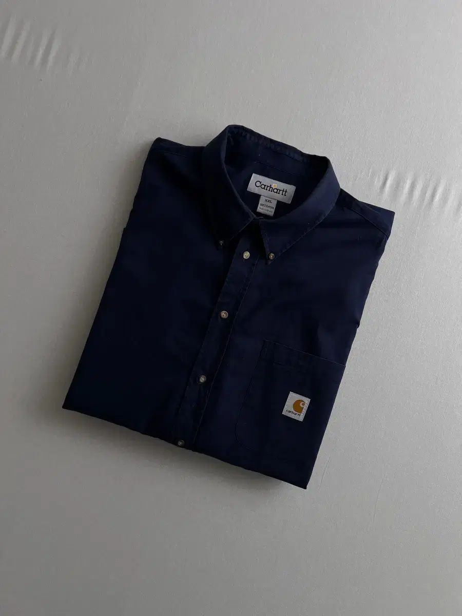 Carhartt(カーハート) リメイク ネイビー オーバーサイズシャツ