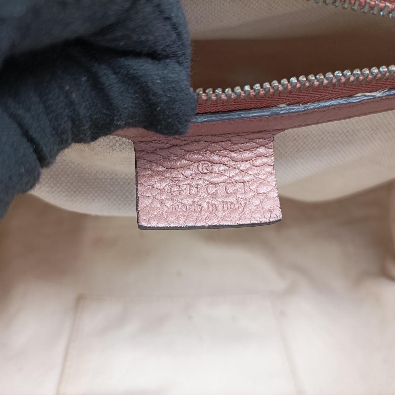 グッチGucciGGマーモントピンクレザー421890I019808811