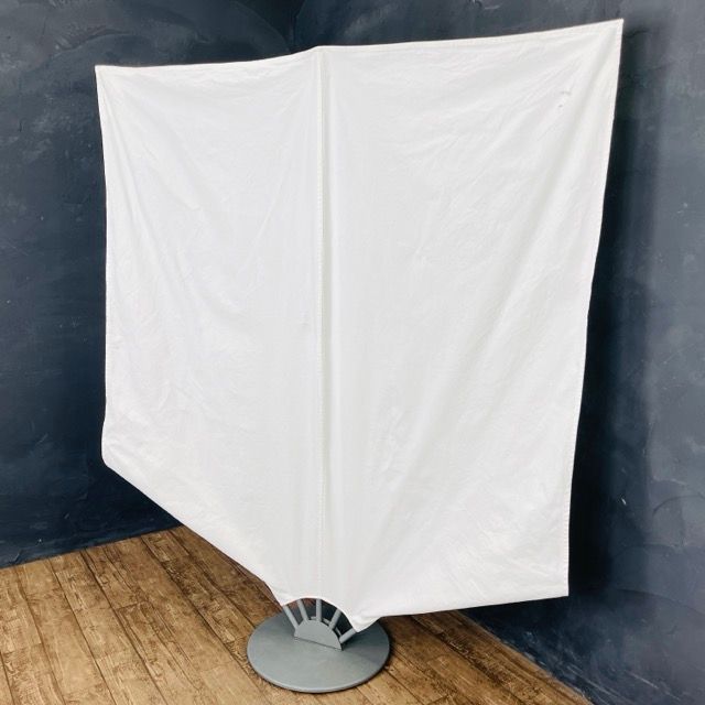 INNOVATOR 折りたたみ式 パーテーション 【中古】イノベーター 間仕切 布サイズ144x158cm 北欧スウェーデン/511789 - メルカリ