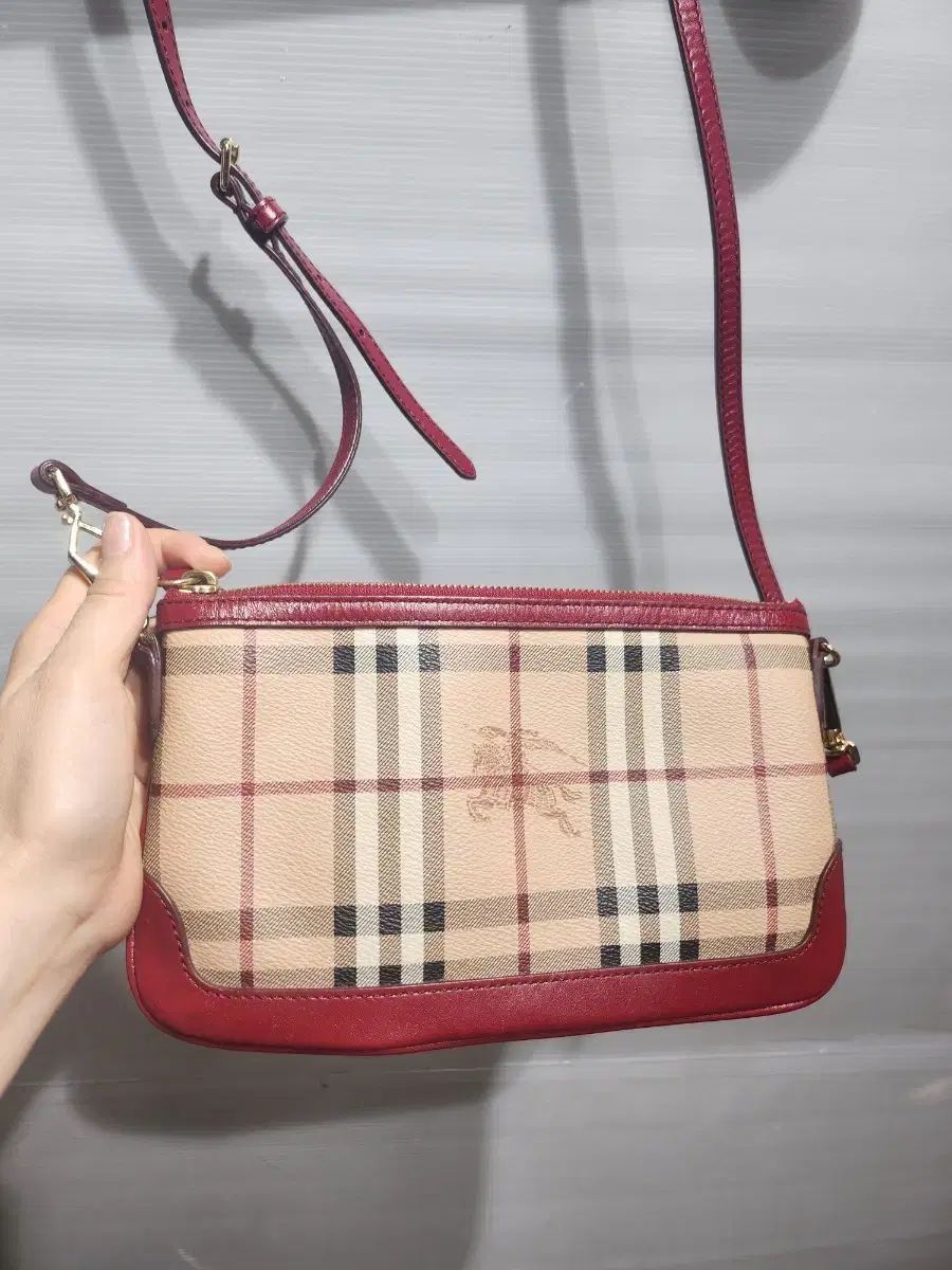 Burberry バーバリー チェック ミニ クロスバッグ バーガンディー