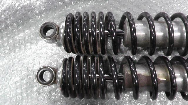 CB400SF NC39 教習車 の リアサスペンション SHOWA:#1727422073 - メルカリ