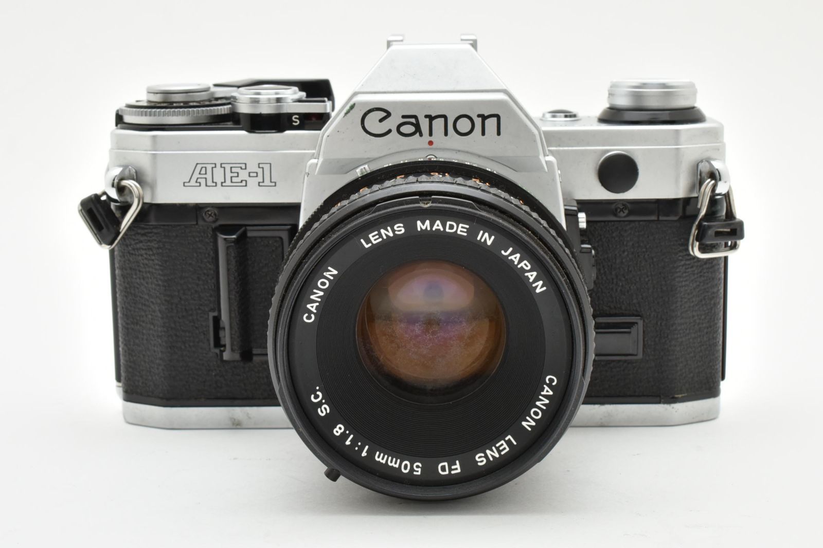 【完動品】Canon AE-1 + FD 50mm F1.8 Canon カメラ 一式 Canon AE-1 PROGRAM ブラック / NEW FD 50mm F1.8