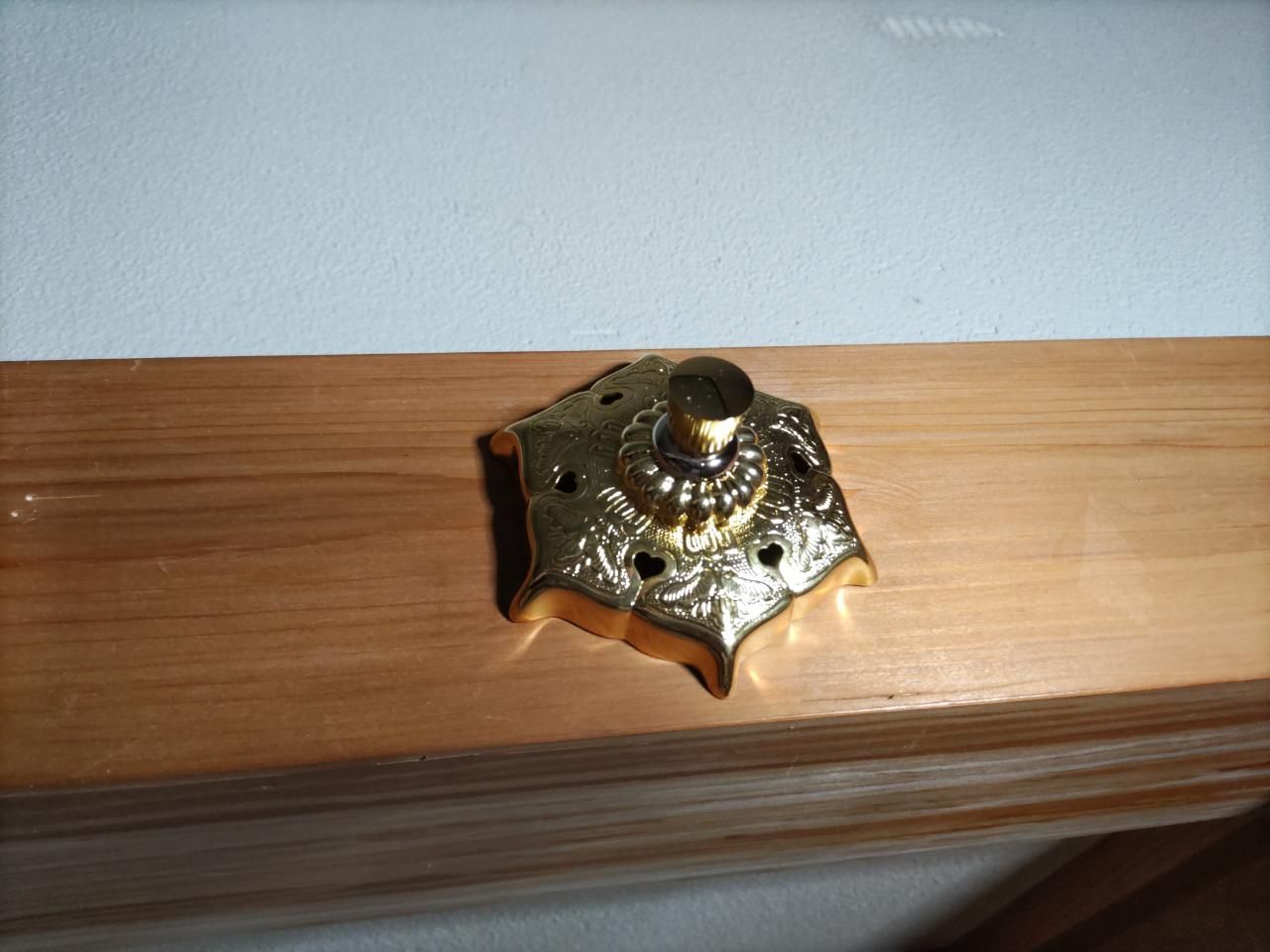 【六葉金具】３寸ｘ２点 社寺仏閣、神輿、山車、社寺金具です。直径90ｍｍ 六葉金具】3寸x2点 社寺仏閣、神輿、山車、社寺金具です