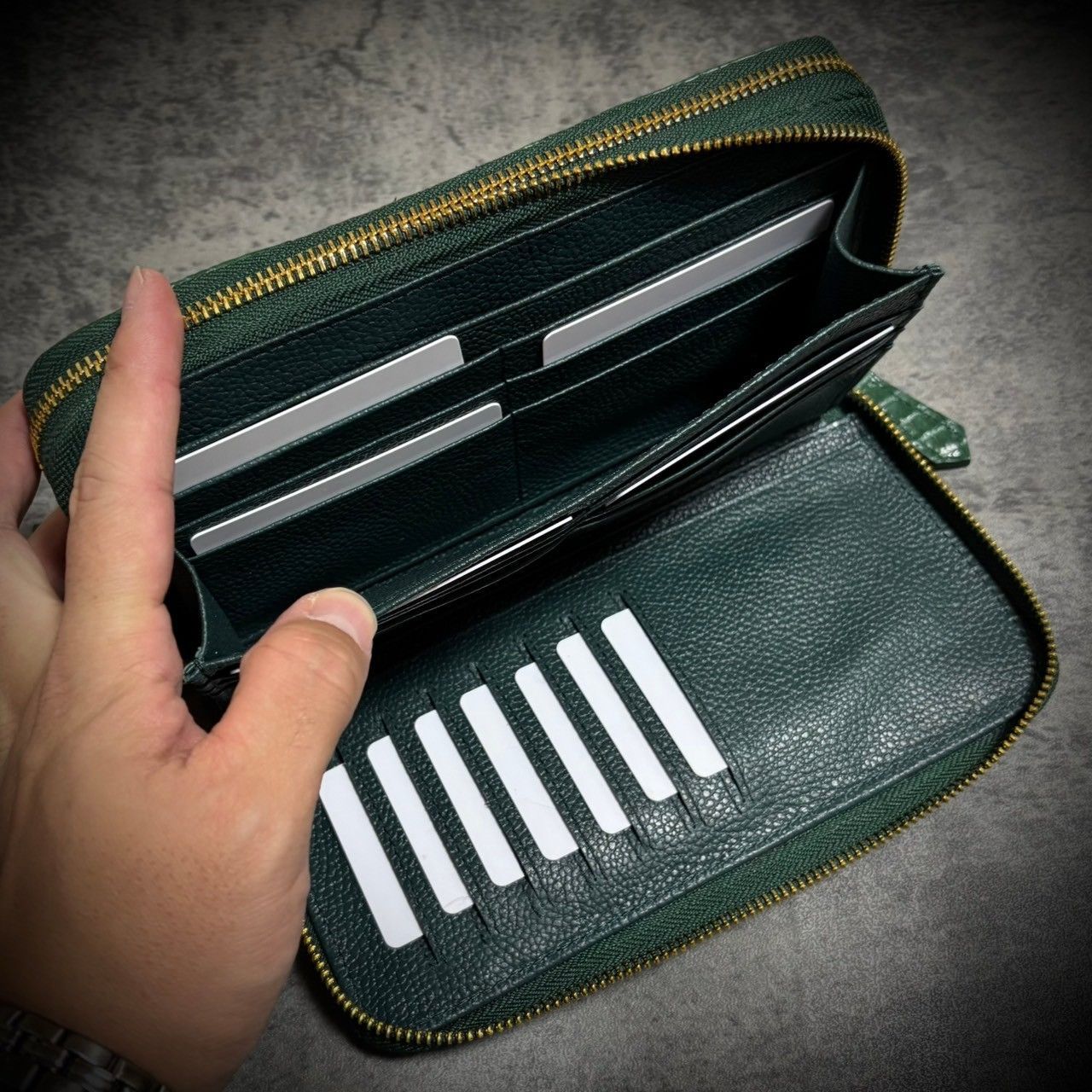 圧倒的な収納力 クロコダイル ダブルジッパー メンズ財布 ダブル 