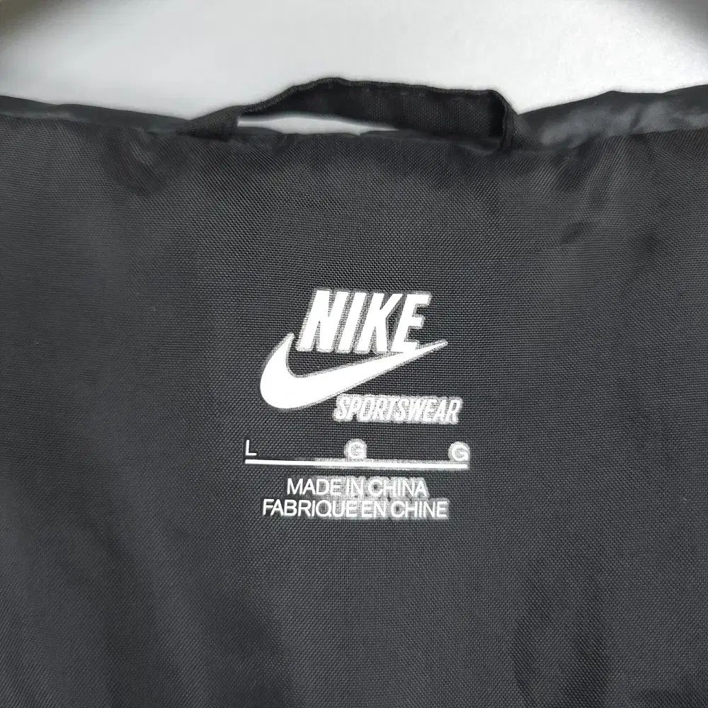 【新品】ナイキ　ウィンドランナー　L NIKE公式】ナイキ ウィンドランナー メンズ ランニング