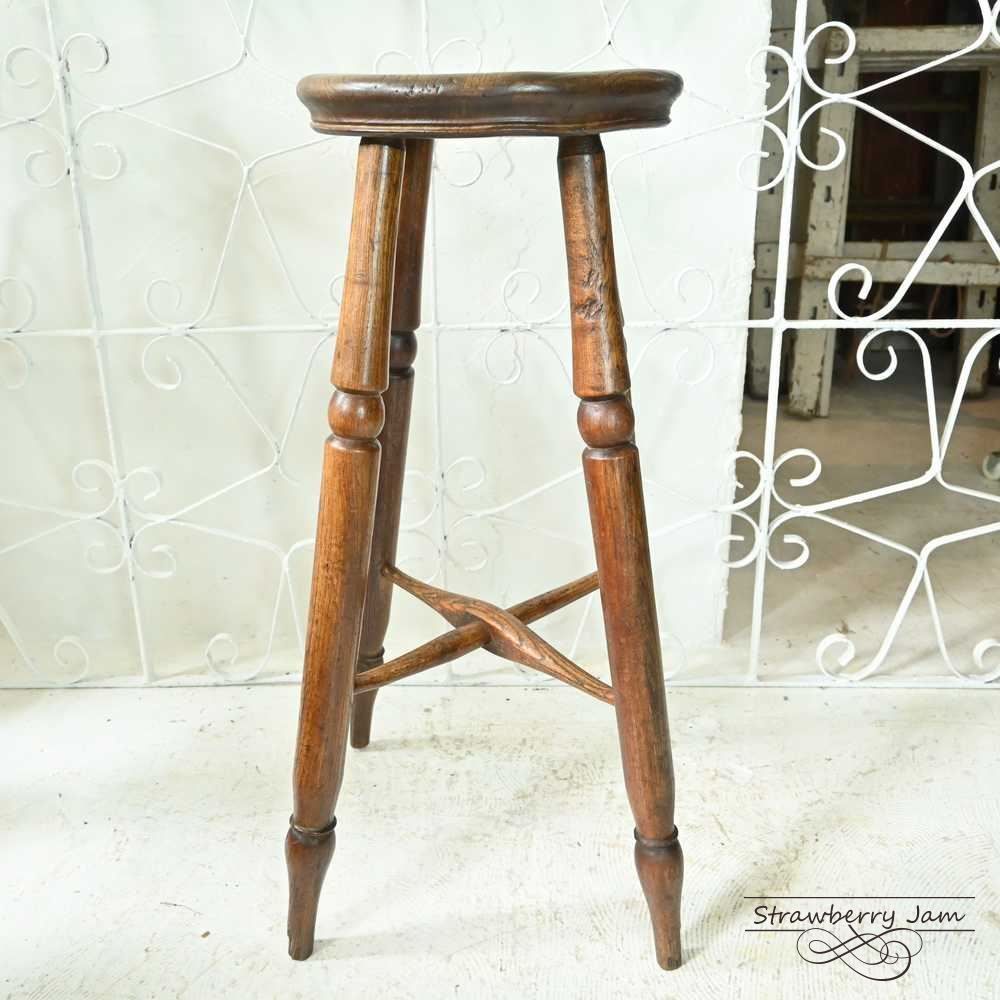 L3705-11 英国アンティーク スツール ヴィクトリア 赤 キッチンスツール L3705-11 英国アンティーク スツール ヴィクトリア 赤 キッチン