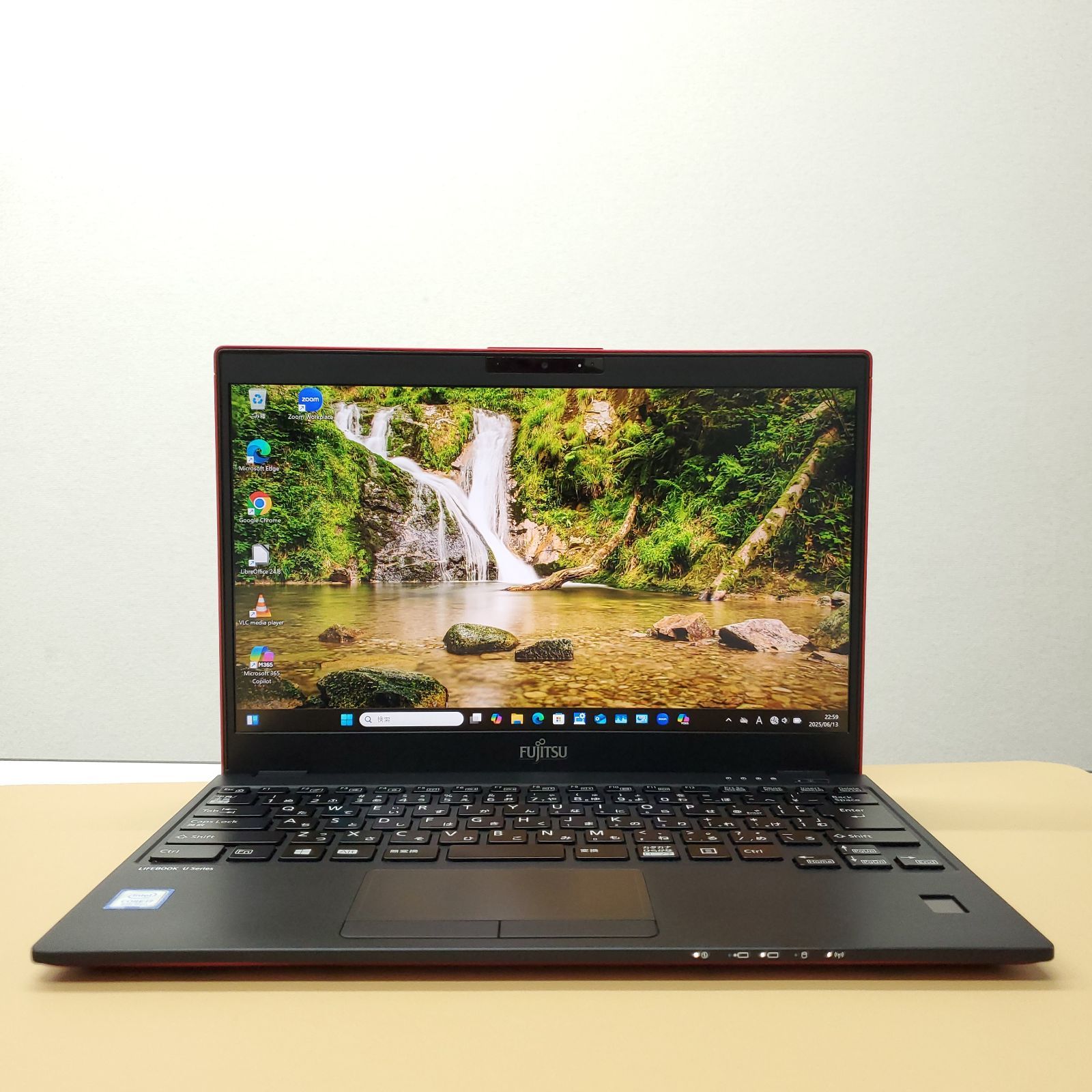 富士通 LIFEBOOK 13.3型 ノートパソコン 2019年製 第8世代 【公式通販】