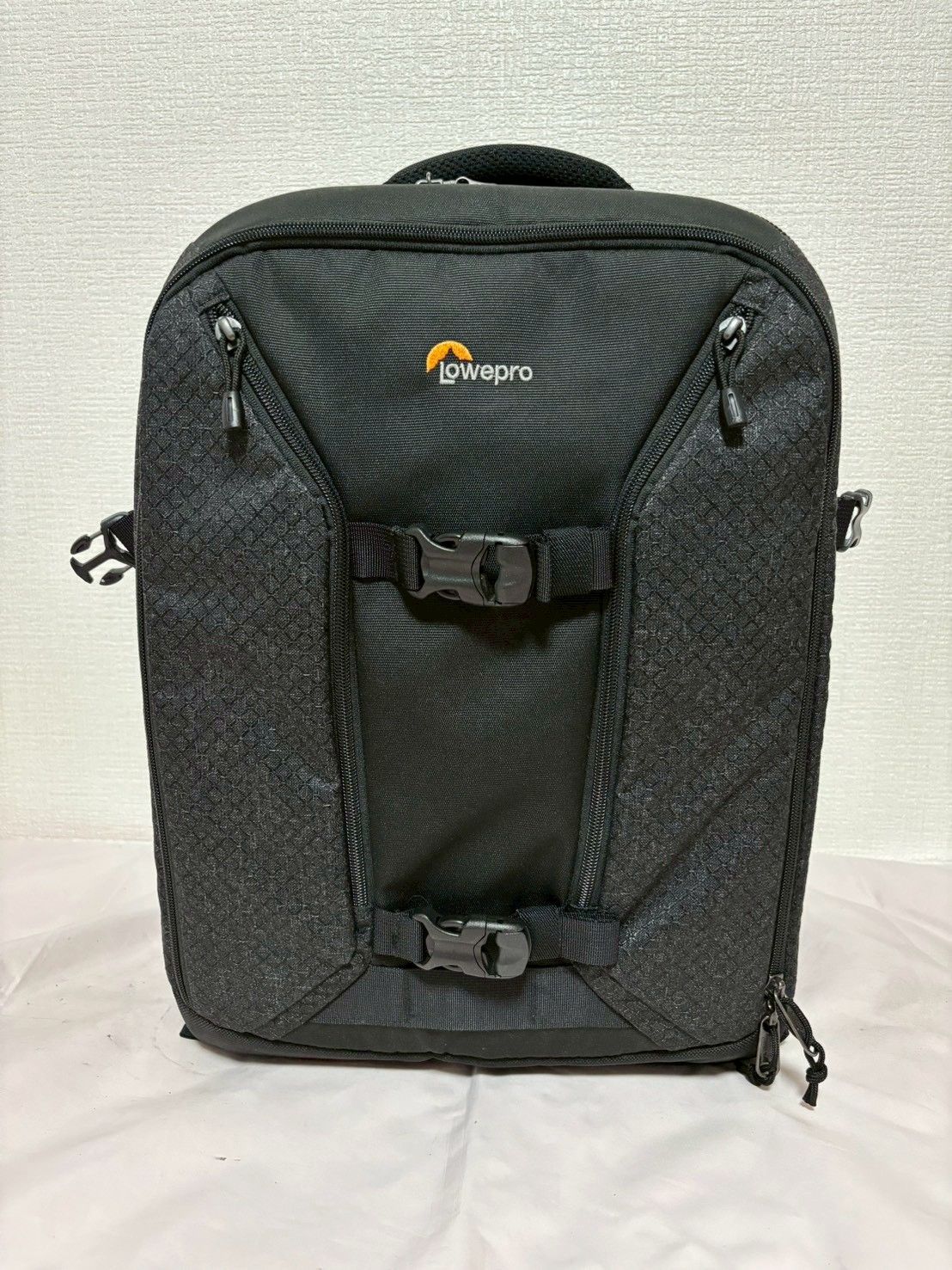 Lowepro ロープロ