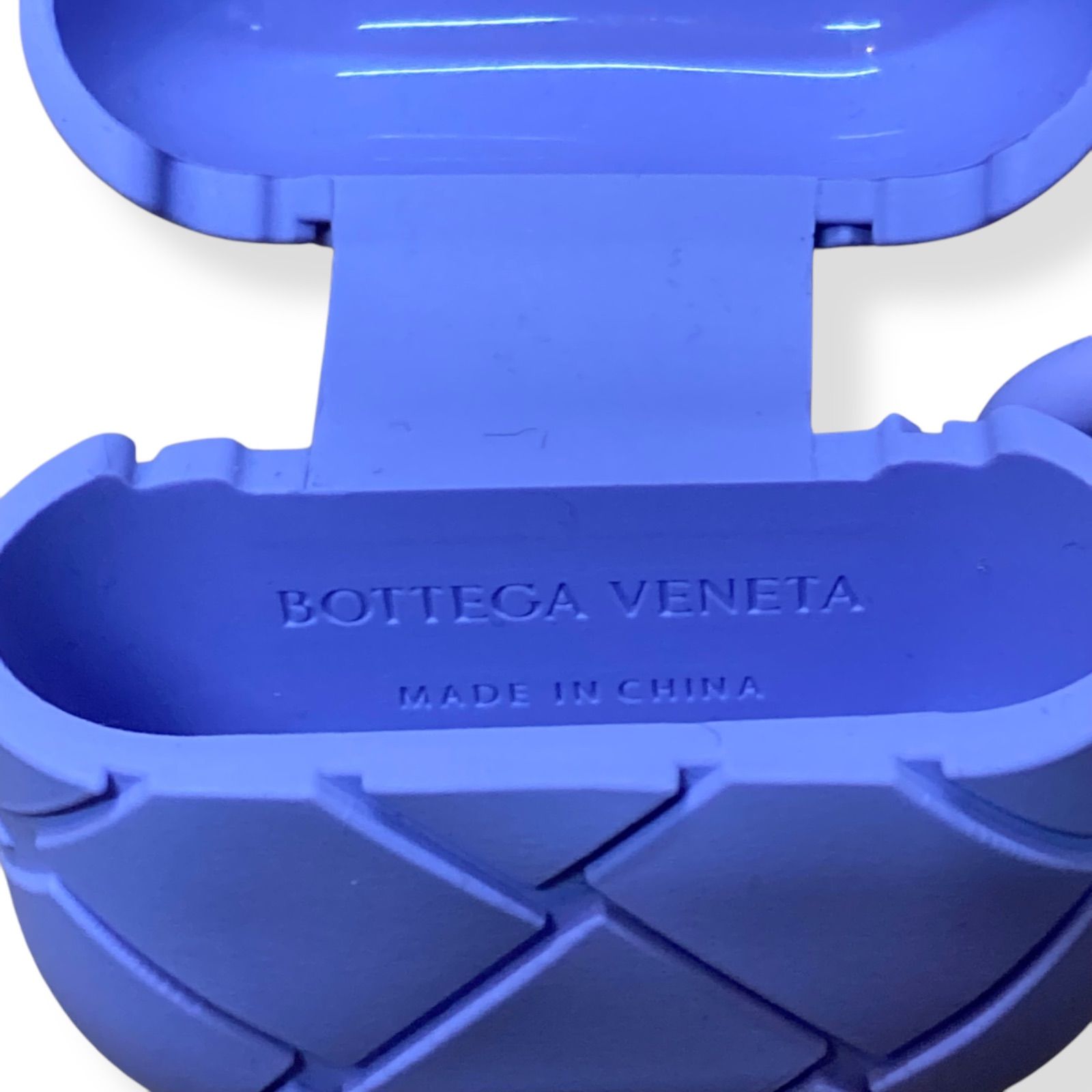 【美品】BOTTEGA VENETA ボッテガヴェネタ AirPodsケース BOTTEGA VENETA (ボッテガヴェネタ) AirPods pro ケース 第4世代