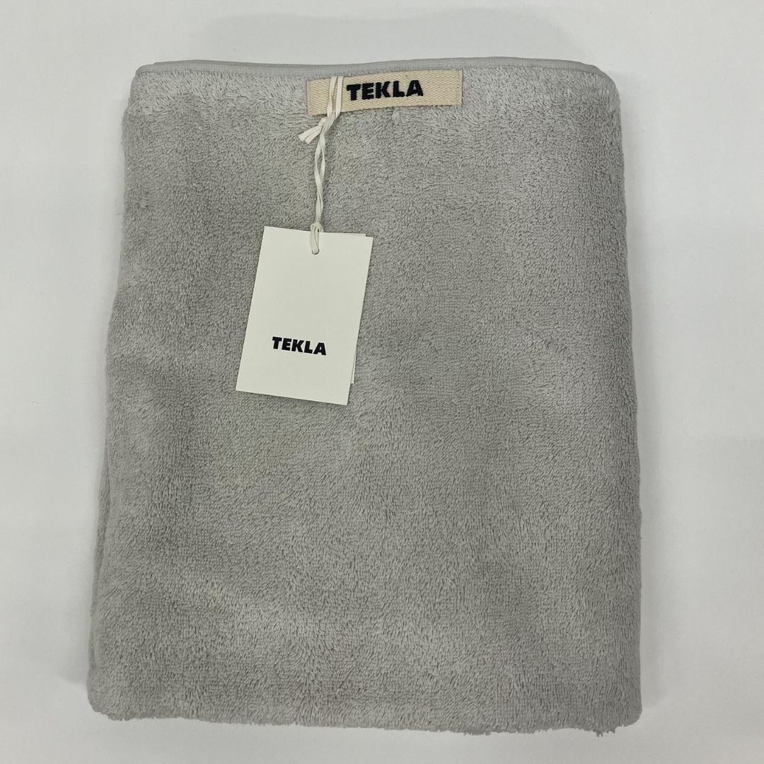 AURALEE x TEKLA HAND TOWEL MIST STRIPES AURALEE x TEKLA BATH TOWEL
