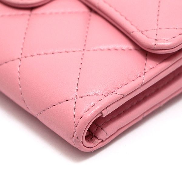 シャネル CHANEL マトラッセ 三つ折り財布 ミディアム ラム ピンク G