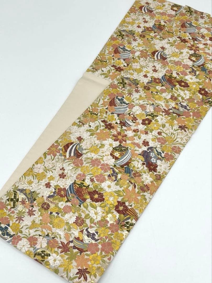 袋帯 糸巻小花詰め 四季の花々 金糸 正絹 六通 Q1039 - メルカリ
