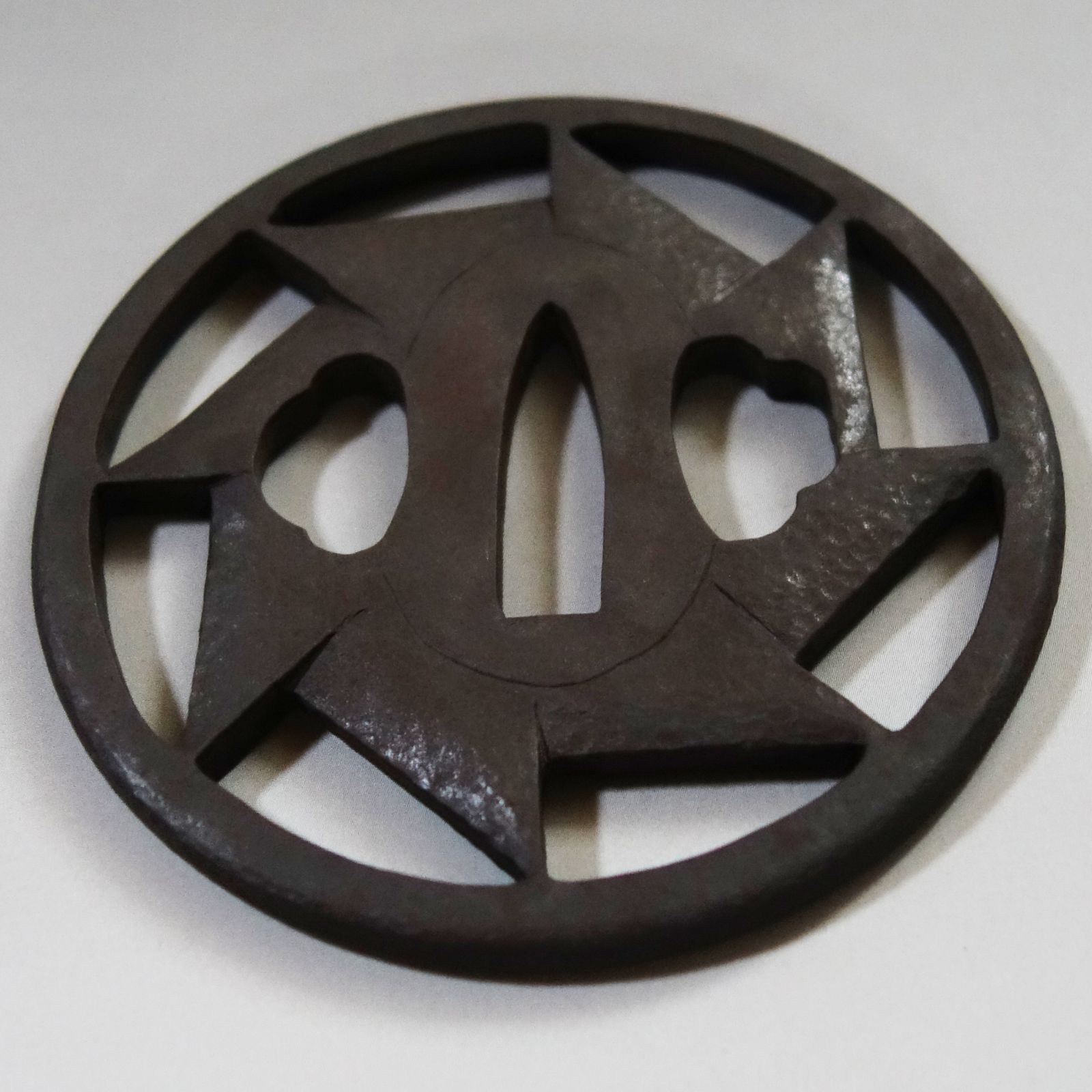 正阿弥秀延在銘 鉄鍔 107g 東Y6-0617☆2Fタエチ 正阿弥秀延在銘 鉄鍔