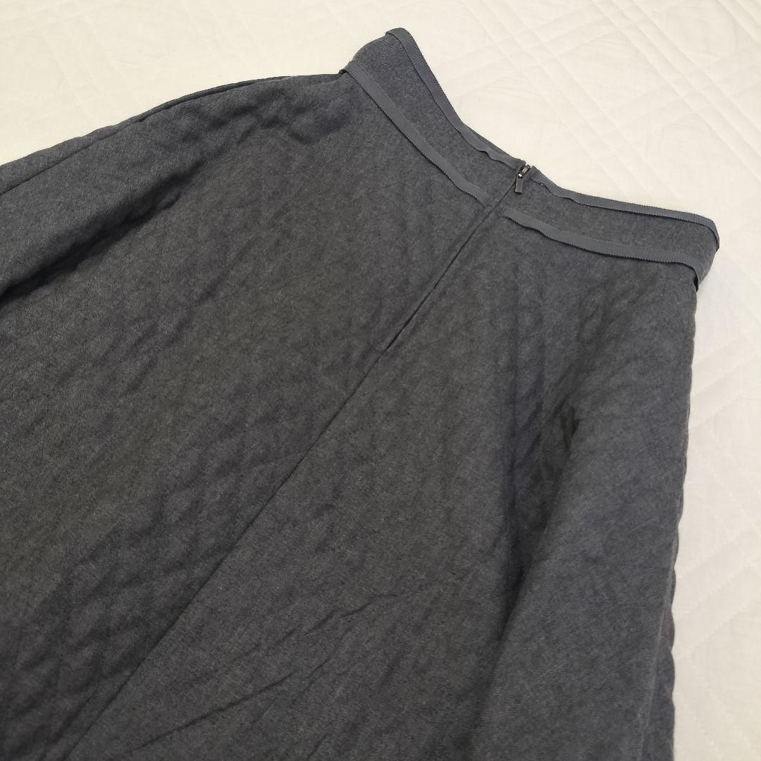 ロゴプレート グレー