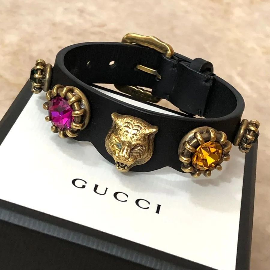 GUCCI グッチ レザー ブレスレット タイガー ヘッド ビジュー ブラック 