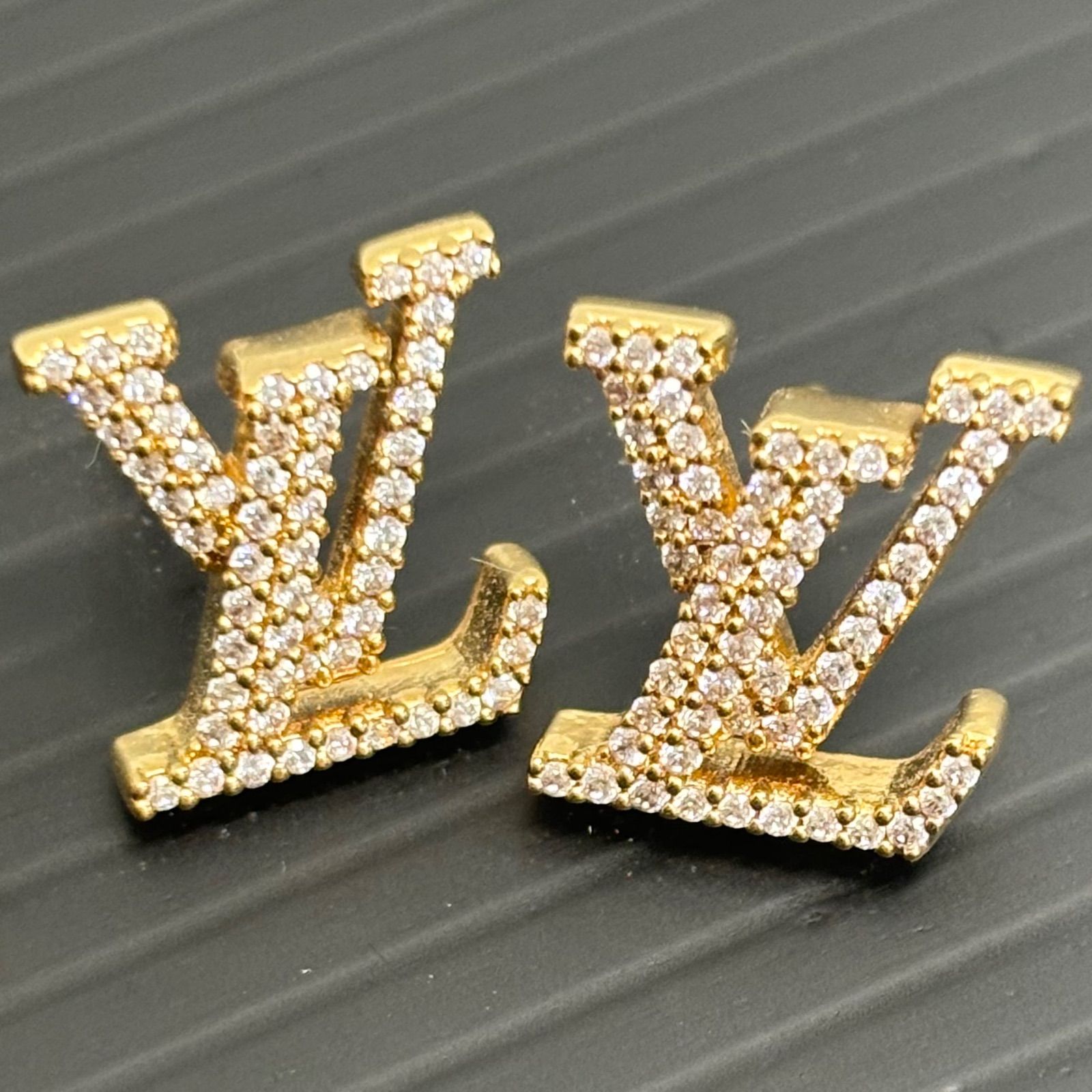 極美品】LOUISVUITTON ルイヴィトン M00609 シリアルTE1213