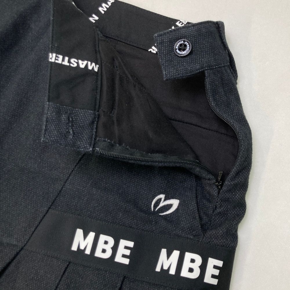 新品 マスターバニーエディション パンツ ストレッチ ブラック
