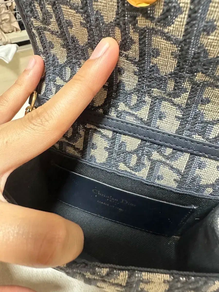 ディオール