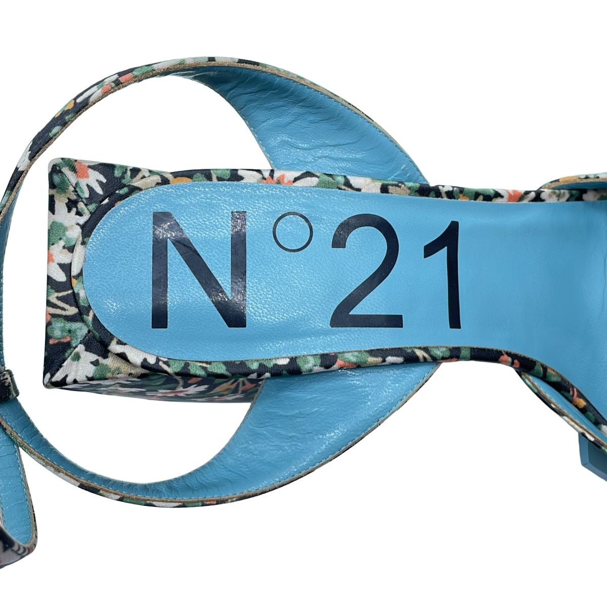 N°21 サングラス ヌメロヴェントゥーノ N°21 NUMERO VENTUNO ヌメロ ヴェントゥーノ フラワーストラップ